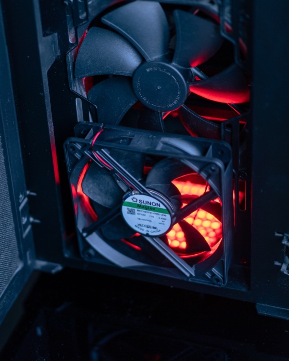 Maličký, ale čitelný. Nenápadný, ale výmluvný. OLED 0.96” displej s rozlišením 128×64 px je...